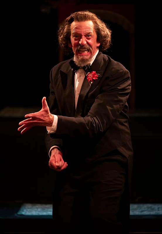 Charles Dickens