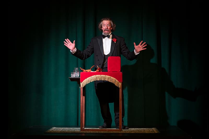 Charles Dickens
